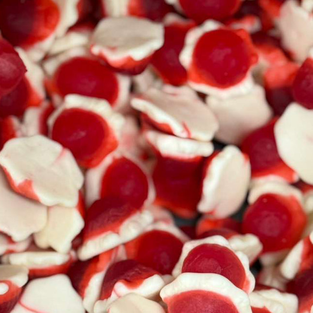 Filled Strawberrry & Cream